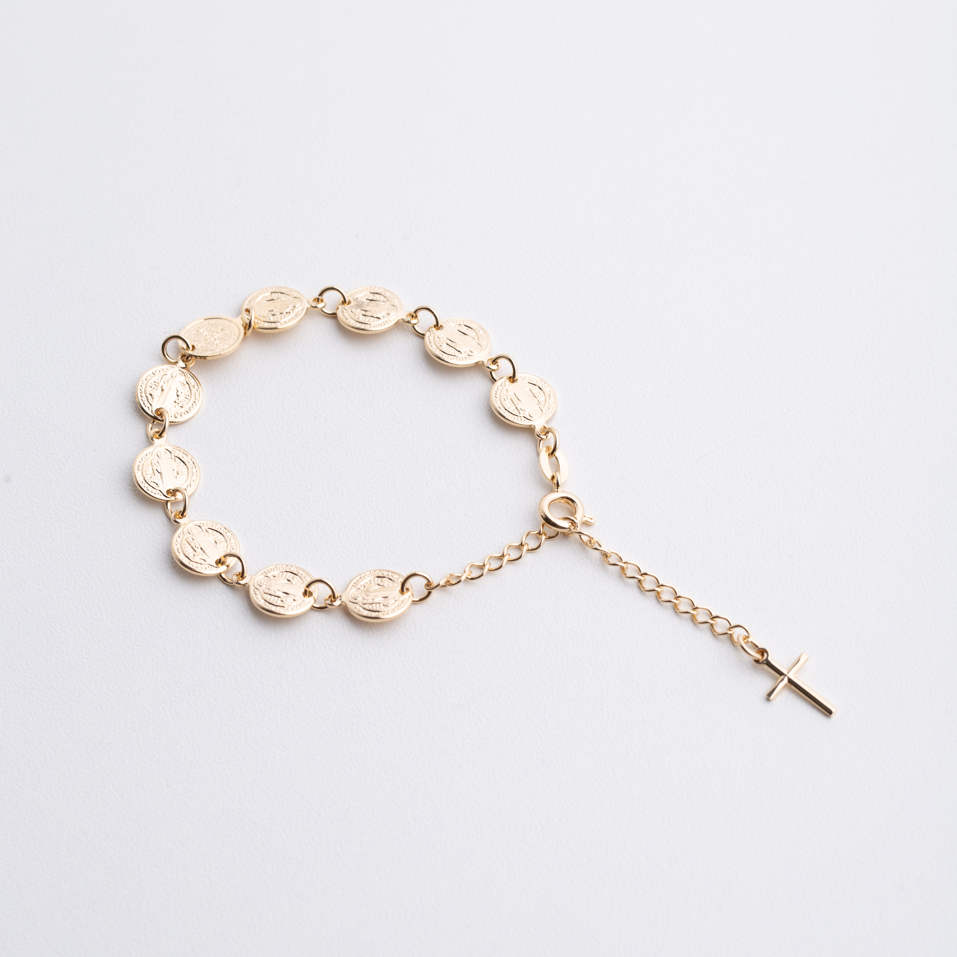 19889 Pulsera Dorada con Amuletos de San Benito